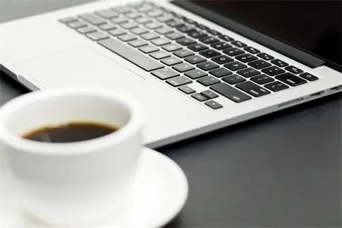 电脑宽带为什么不断网